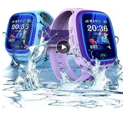 Smartwatch with touch screen and GPS for kids.