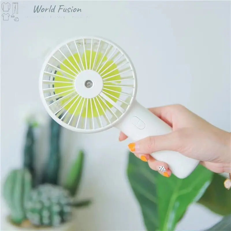 Mini fan mini portable spray World Fusion